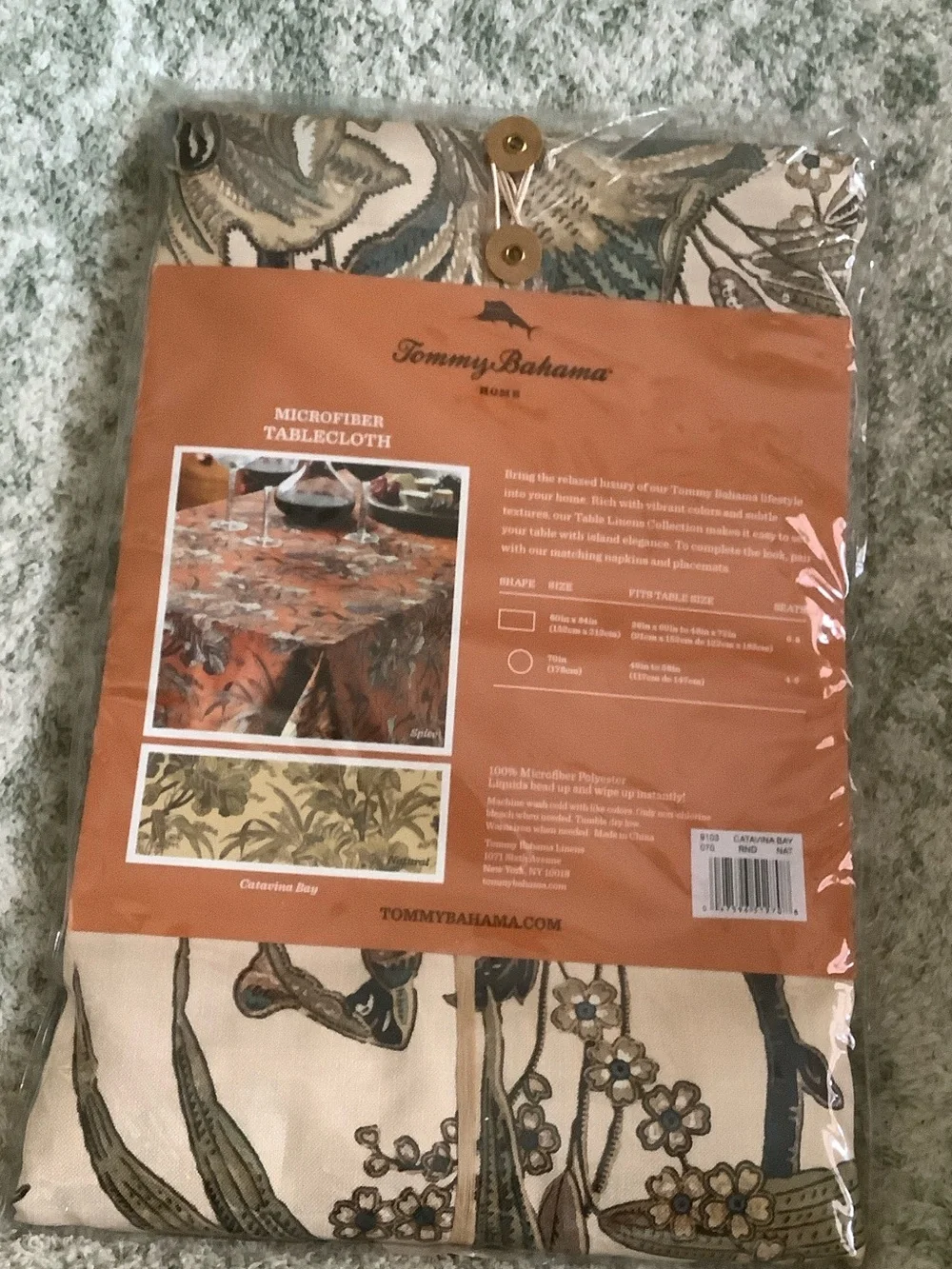 Tommy Bahama Tropical Leaves Tablecloth in Beige, Green, Blue NWT 70” Round